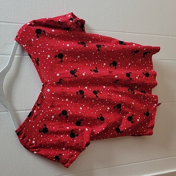 Nwot Disney Parks Res Minnie Mouse tie top - Picture 6 of 6